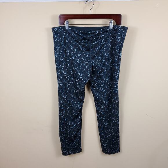 Nike Essential Tight Fit Crop Length 777168 060 Size XL - Picture 7 of 8